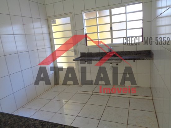 casa-aluguel-nova-esperanca-piumhi-mg-1020950